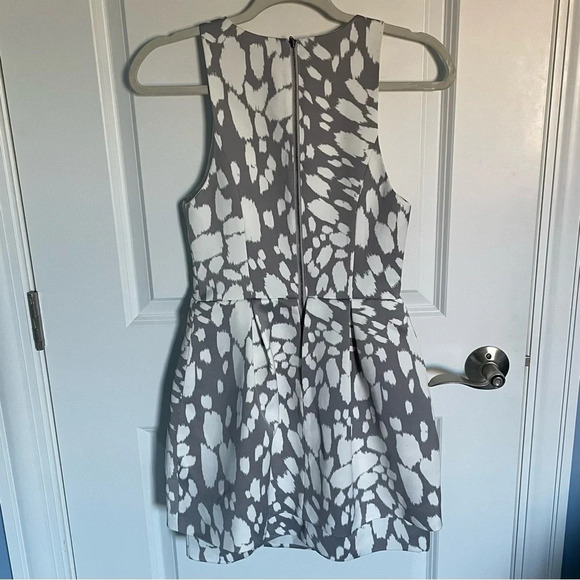 Keepsake The Label Counter Attack Grey White Speckled Dress 18961 - Picture 7 of 12